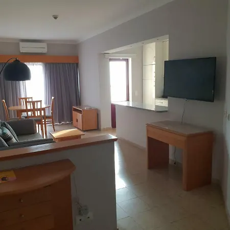 Praia Mar 1311 Apartment *